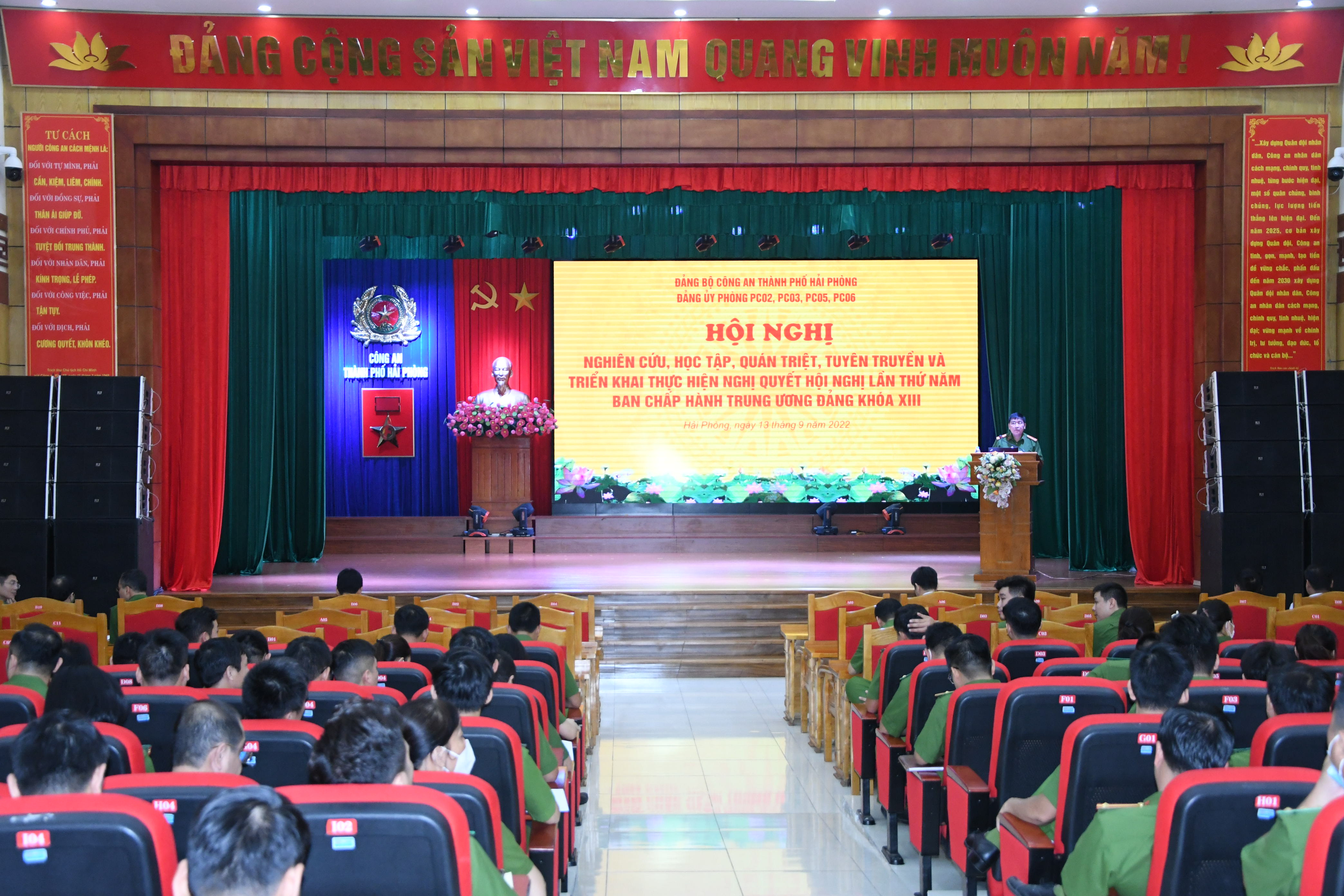 Đảng uỷ các phòng thuộc khối CSND: Quán triệt Nghị quyết Hội nghị lần thứ 5 Ban Chấp hành TW Đảng khoá 13